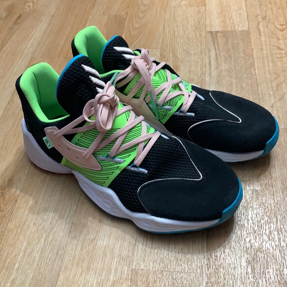 Harden 4 Black Signal Green